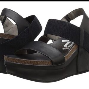 OTBT Black Wedge Shoes with Minimalist Design